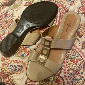 Jaclyn Smith Dress Shoes